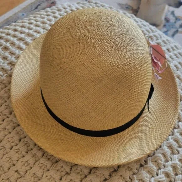 Halson | Accessories | Halston Vintage Straw Hat From Saks  display picture 3